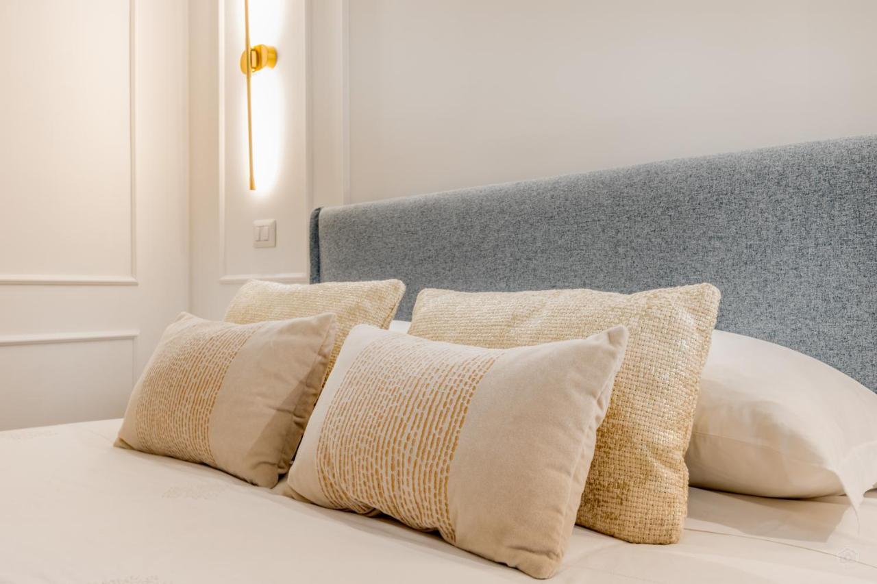 Bbhome Design Suite Apartment Over Trastevere District Rome Buitenkant foto