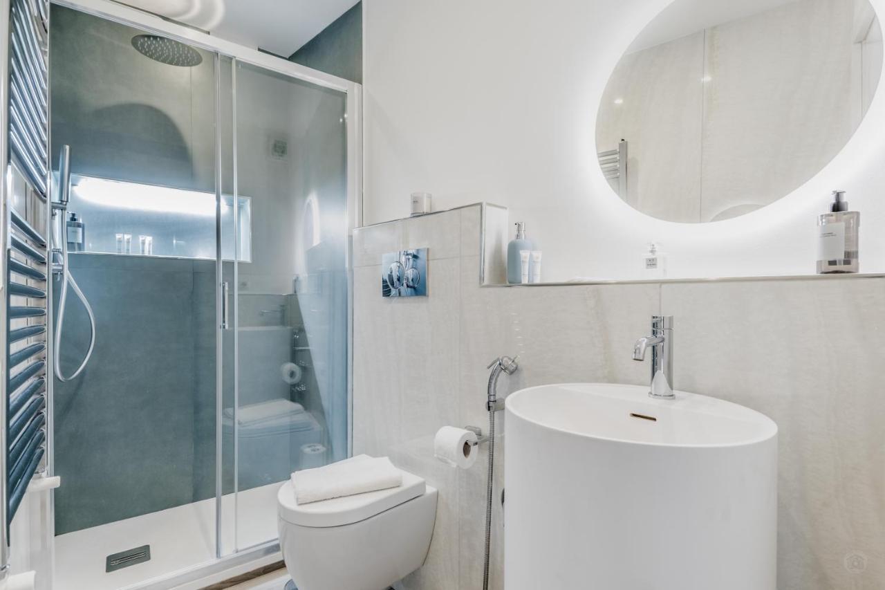 Bbhome Design Suite Apartment Over Trastevere District Rome Buitenkant foto